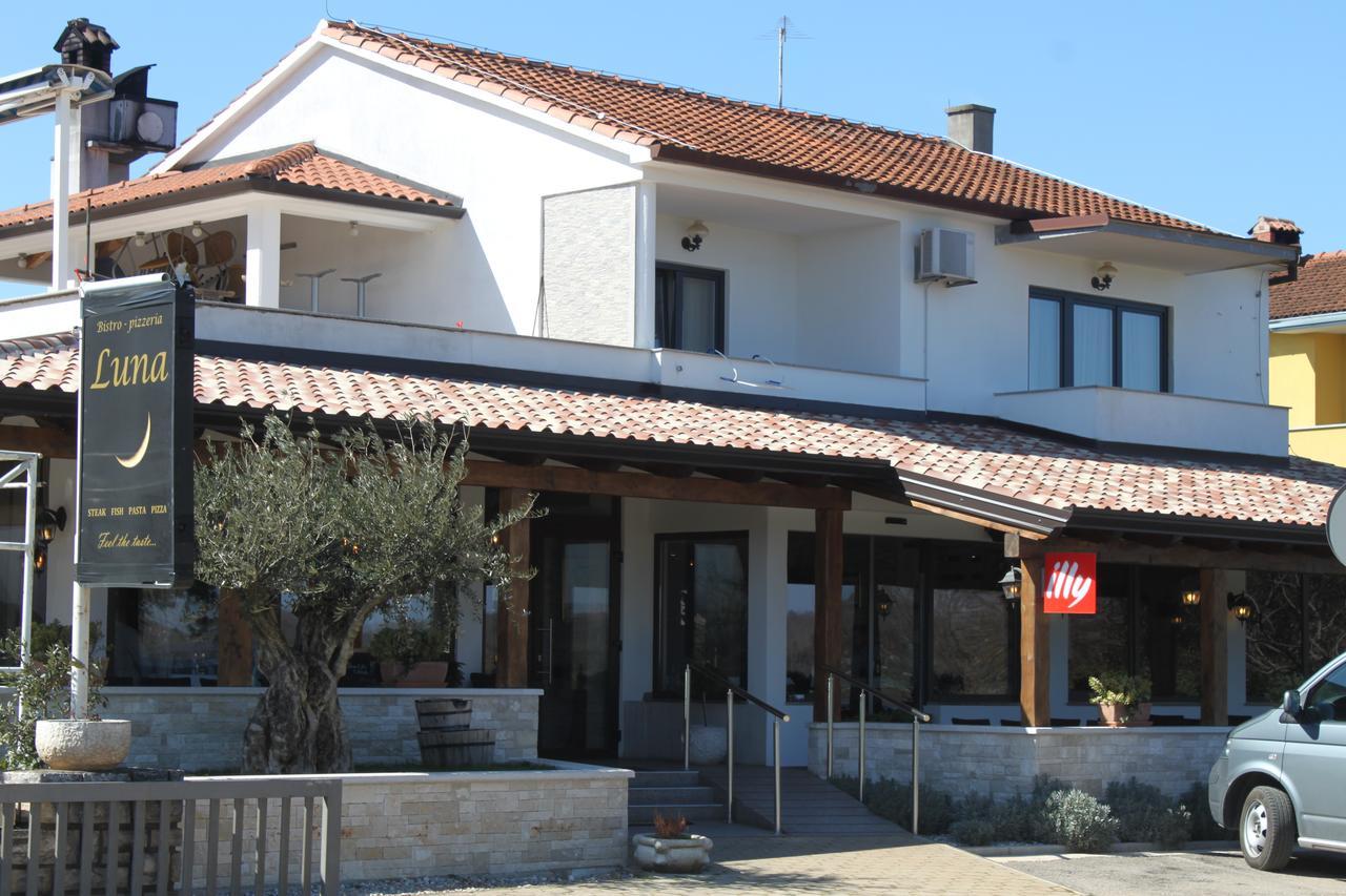 Boutique Rooms Luna Umag Exterior foto