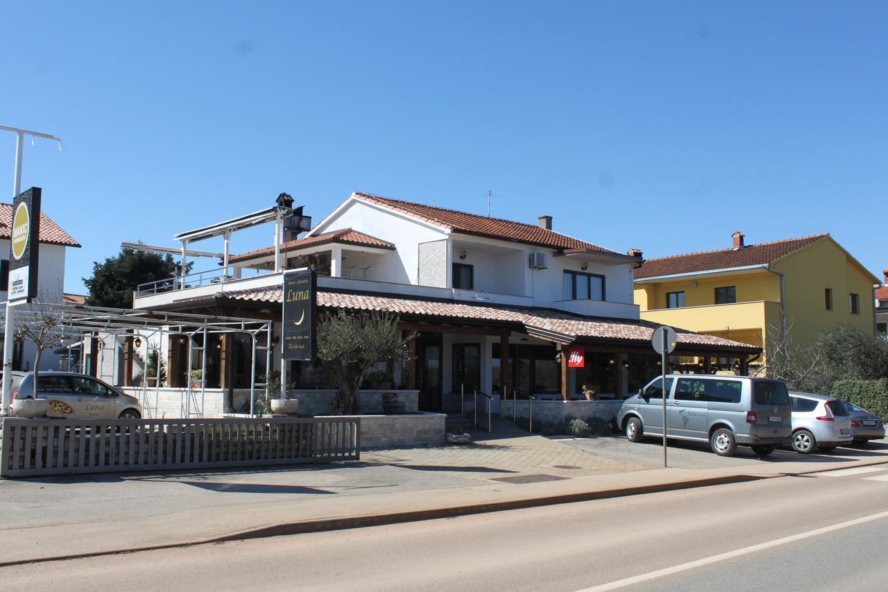 Boutique Rooms Luna Umag Exterior foto